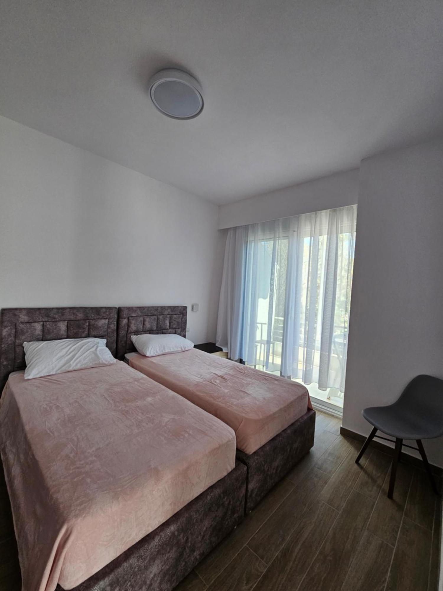 Sea & Sun Apartment Vlorë Екстериор снимка